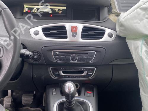 Radio RENAULT SCÉNIC III (JZ0/1_) 1.5 dCi | BP25529018E6 