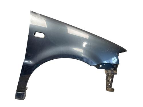 Used Right front fenders VW POLO (6N2) 1.4 (60 hp) 25581923