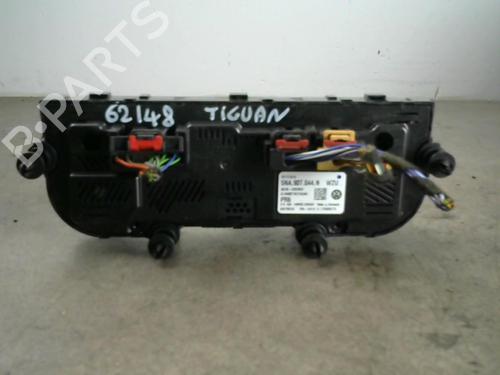 Airco bedieningspaneel VW TIGUAN (AD1, AX1) 2.0 TDI (150 hp) 25583437