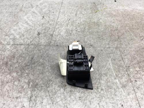 Left front window switch AUDI A1 (8X1, 8XK) 2.0 TDI | BP25573337I27 - Image 3