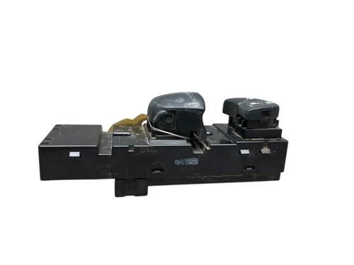 Left front window switch NISSAN NAVARA NP300 Pickup (D23, D23T) 2.3 dCi 4x4 (D231) | BP28622193I27