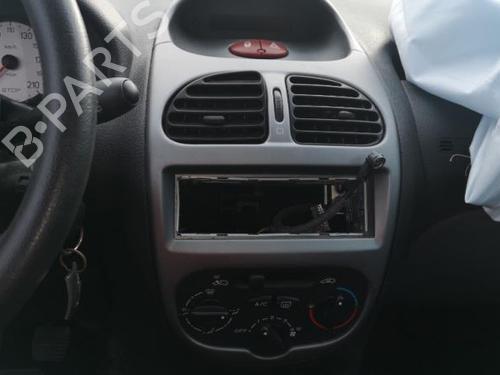 Left mirror PEUGEOT 206 Hatchback (2A/C) 1.4 i | BP25519813C26 