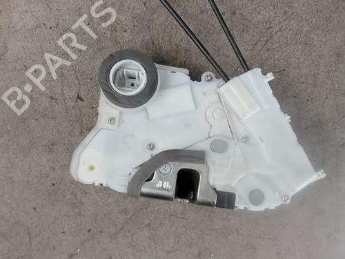 front-left-lock-toyota-yaris-_p9_-2005-2006-2007-2008-2009-2010-2011-2012-2013-2014-25519368 main image
