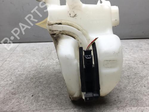 Used Windscreen washer tank PEUGEOT 208 I (CA_, CC_) 1.6 HDi / BlueHDi 75 (75 hp) 25571692