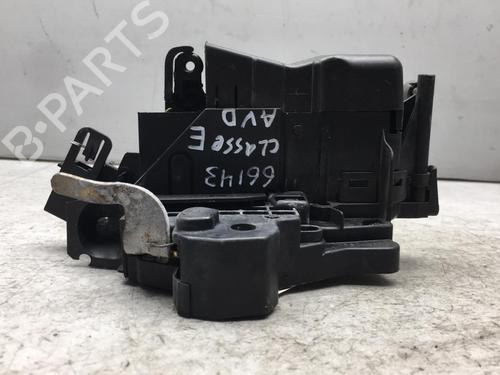 Used Front right lock MERCEDES-BENZ E-CLASS (W210) E 270 CDI (210.016) (170 hp) 25560603