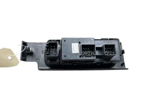 Left front window switch LAND ROVER FREELANDER I (L314) 2.0 Td4 4x4 | BP29863918I27