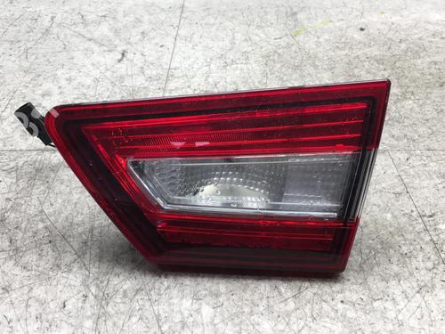 Used Right tailgate light Right tailgate light RENAULT CLIO IV (BH_) 1.5 dCi 75 (75 hp) 25566326 25566326