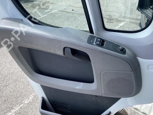 Kabinelys CITROËN JUMPER II Van 2.2 HDi 120 | BP29456139I8 - Image 3