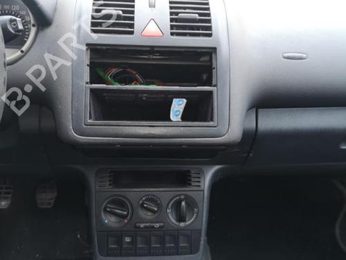 Right headlight VW POLO (6N2) 1.4 | BP25560263C29 - Image 27