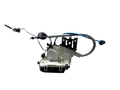 Cerradura puerta delantera derecha MERCEDES-BENZ A-CLASS (W176) A 250 (176.044) (211 hp) 25504434