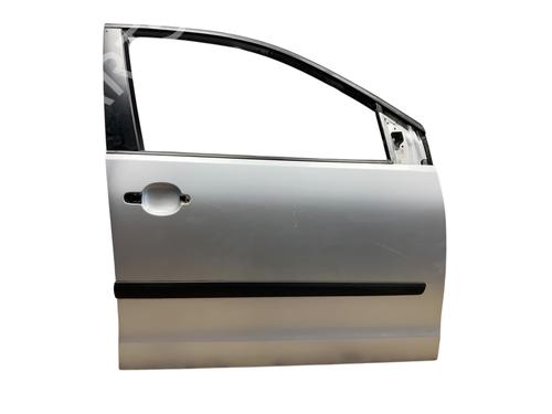 Dør høyre foran VW POLO IV (9N_, 9A_) 1.4 TDI (75 hp) 25513320