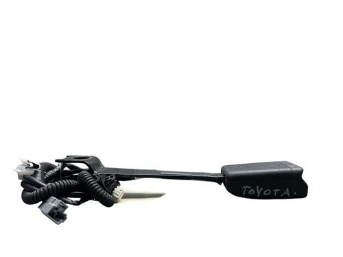 Used Seat buckle TOYOTA VERSO (_R2_) 1.6 (ZGR20_, ZGR20R) (132 hp) 25549219