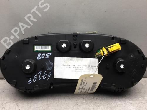 Used Instrument cluster PEUGEOT 308 I (4A_, 4C_) 1.6 HDi (109 hp) 25522246