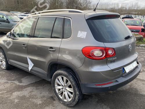 Front wiper motor VW TIGUAN (5N_) 2.0 TDI 4motion | BP28198742M29 