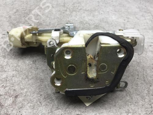 front-right-lock-toyota-yaris-_p1_-1999-2000-2001-2002-2003-2004-2005-25514730 main image