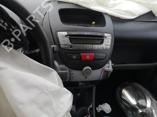 Fuel flap CITROËN C1 (PM_, PN_) 1.0 | BP25525469C131