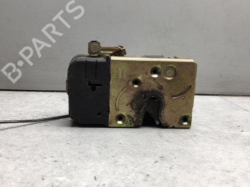 Używane Zamek drzwi przednich prawych CITROËN BERLINGO / BERLINGO FIRST Box Body/MPV (M_) 1.9 D 70 (MBWJZ, MCWJZ) (69 hp) 25585084