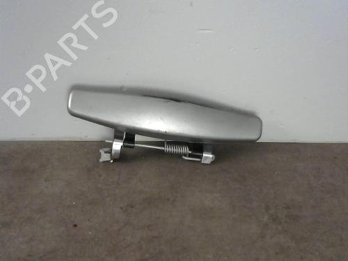 Used Front left exterior door handle DACIA SANDERO 1.4 (BS0C, BS0A, BS0G, BS1F, BS0E) (75 hp) 25537350