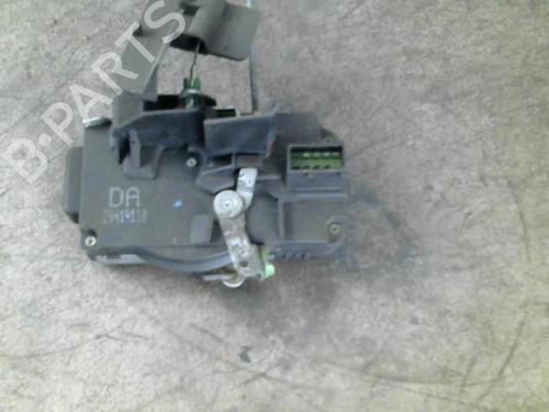 Used Front left lock OPEL VECTRA B Hatchback (J96) 2.0 DTI 16V (F68) (101 hp) 25559881