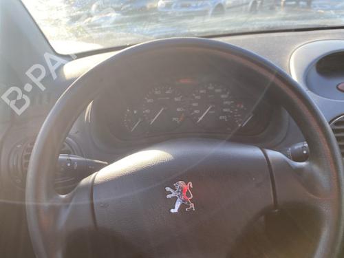 Zderzak przedni PEUGEOT 206 Hatchback (2A/C) 1.4 i | BP25568026C7 