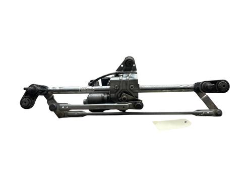 Used Front wiper motor SKODA OCTAVIA III Combi (5E5, 5E6) 2.0 TDI (150 hp) 25497802
