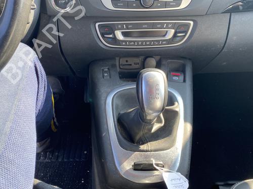 - Image 7