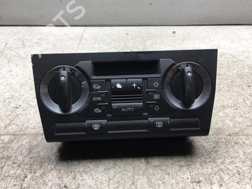 Climate control AUDI A3 Sportback (8PA) 2.0 TDI 16V | BP25550670I5 