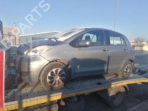 Right sun visor TOYOTA YARIS (_P9_) 1.0 VVT-i (KSP90_, KSP90R) | BP25578864I2 