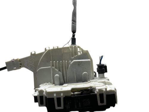 front-left-lock-mercedes-benz-sprinter-35-t-van-b907-b910-2018-25503930 main image