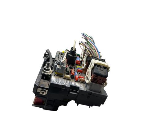 Fuse box CITROËN C4 Picasso I MPV (UD_) 1.6 HDi 110 | BP31946415E1