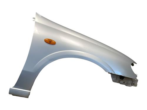 Used Right front fenders NISSAN ALMERA II Hatchback (N16) 1.5 (90 hp) 25554273