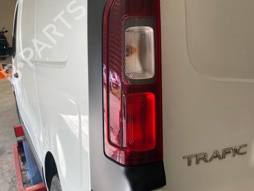 Rear bumper left light RENAULT TRAFIC III Van (FG_) 2.0 dCi 130 (FGMY) | BP38952292C81 - Image 17