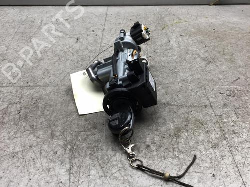 Used Ignition barrel OPEL AGILA B (H08) 1.2 (F68) (86 hp) 25556871
