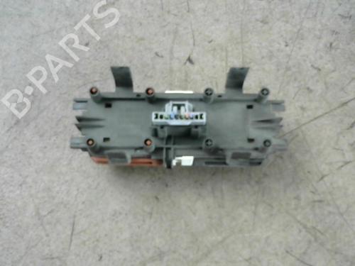 Used Warning switch Warning switch RENAULT GRAND SCÉNIC II (JM0/1_) [2004-2009] 25579565 25579565