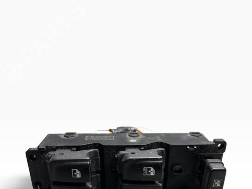 Used Left front window switch Left front window switch HYUNDAI i20 I (PB, PBT) 1.2 (86 hp) 35821515 35821515