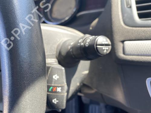 Fuse box RENAULT MEGANE III Hatchback (BZ0/1_, B3_) 1.9 dCi (BZ0N, BZ0J) | BP32339839E1 - Image 24