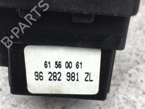 Used Headlight switch PEUGEOT 106 II (1A_, 1C_) 1.1 i (60 hp) 25511098
