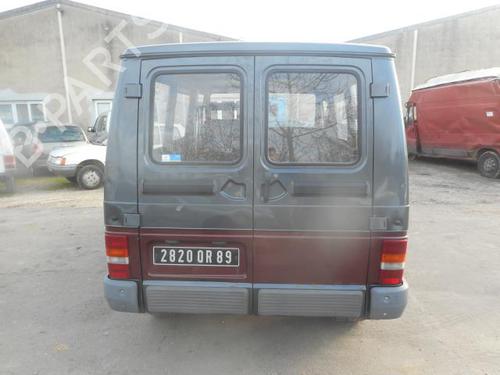 Brugte RENAULT TRAFIC Van (T_, P_, V_) 2496237