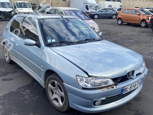 Højre baglygte PEUGEOT 306 Hatchback (7A, 7C, N3, N5) 2.0 HDI 90 | BP25551441C35 