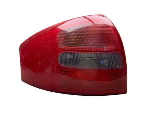 Used Left taillight AUDI A6 C5 (4B2) 1.9 TDI (110 hp) 25498659