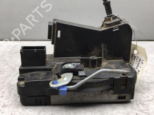 hjre-fortil-las-renault-trafic-ii-van-fl-2001-25520241 main image