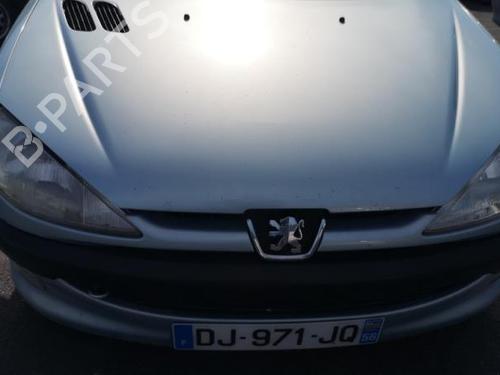 Right headlight PEUGEOT 206 Hatchback (2A/C) 2.0 HDI 90 | BP25524215C29 
