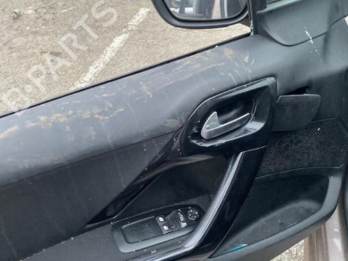 Front right interior door handle PEUGEOT 208 I (CA_, CC_) 1.4 HDi | BP31751759I14 
