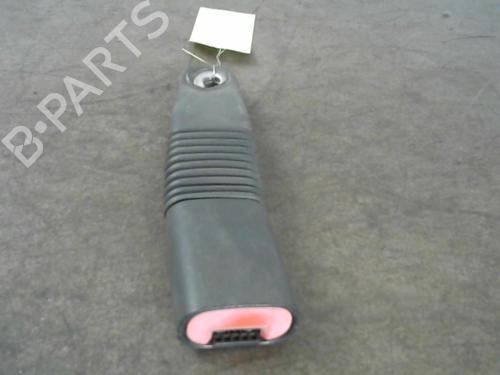 Used Seat buckle FIAT BRAVO I (182_) 1.9 TD 100 S (182.AF) (100 hp) 25583748