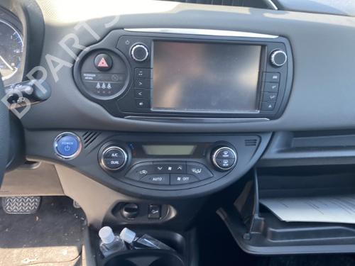 Front right lock TOYOTA YARIS (_P13_) 1.5 Hybrid (NHP130_, NHP130) | BP25511490C97 