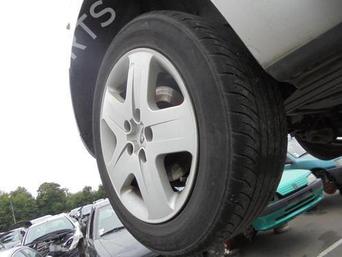 Right front fog light FORD FOCUS C-MAX (DM2) 1.6 TDCi | BP25553928C31 - Image 11