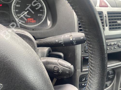 Højre baglygte PEUGEOT 307 Break (3E) 2.0 HDI 110 | BP25528265C35 