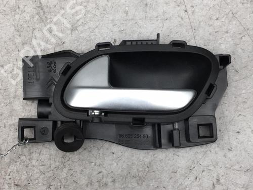 Venstre bagtil invendig håndtag CITROËN DS4 (NX_) 1.6 VTi 120 | BP25521857I15 