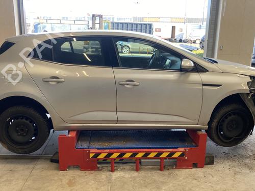 Rear bumper right light RENAULT MEGANE IV Hatchback (B9A/M/N_) 1.2 TCe 130 (B9MR) | BP33317676C82  - Image 36