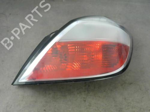Højre baglygte OPEL ASTRA H (A04) 1.9 CDTI (L48) (120 hp) 25584180